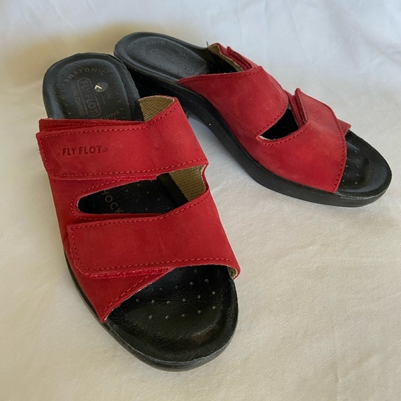 Fly Flot Womens Slides Sandals Red Double Strap Low Heel Wedge Slip On 37 US 6 - Picture 1 of 11
